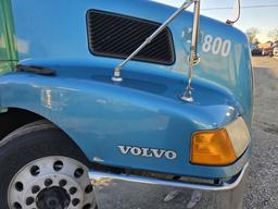 2001 Volvo VNL660 w/ Rebuilt Detroit 60 Series Engine