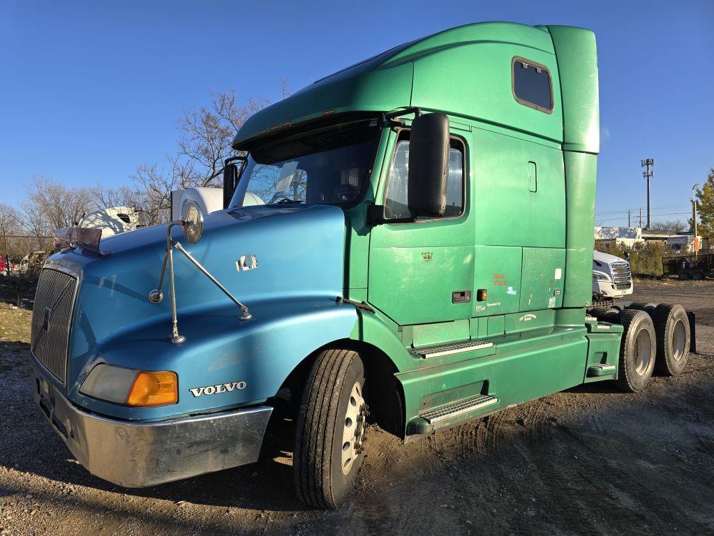 2001 Volvo VNL660 w/ Rebuilt Detroit 60 Series Engine
