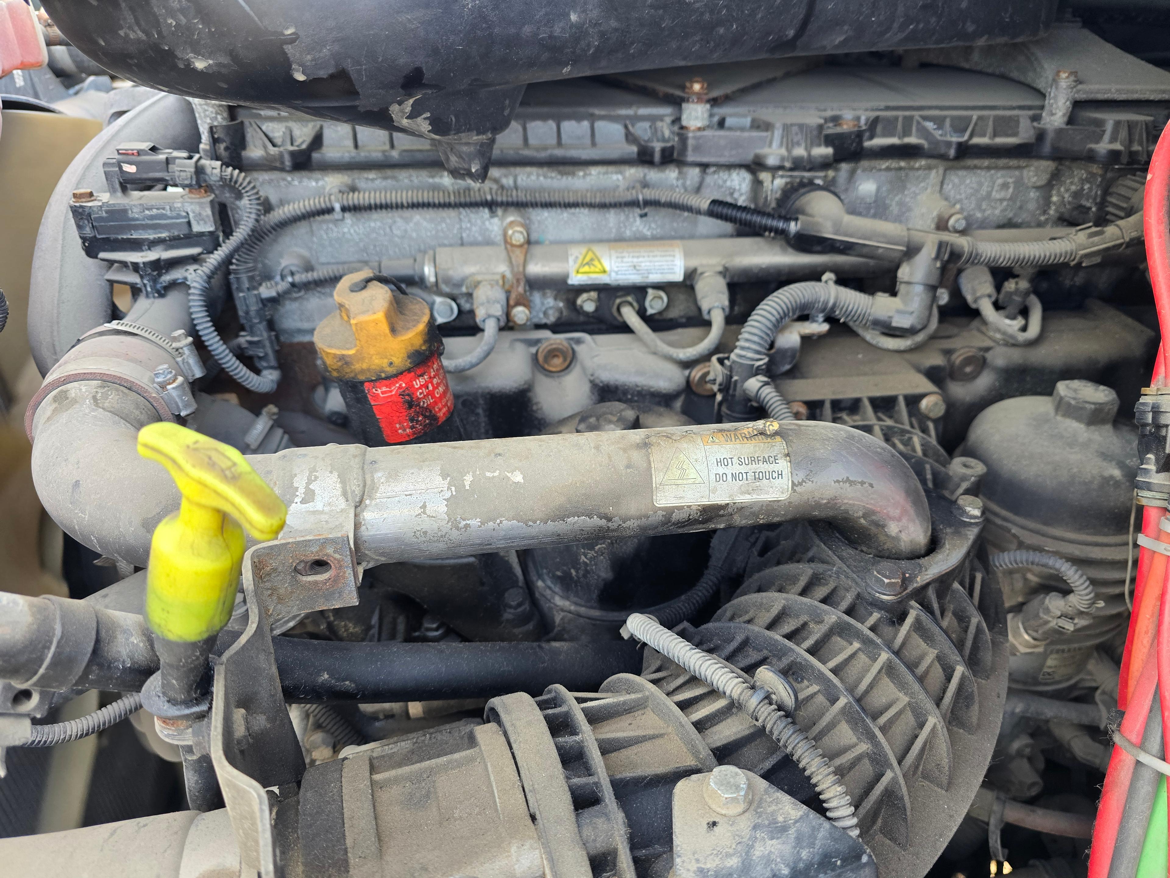 2016 Freightliner Cascadia 113 w/ DD13 Engine