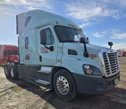 2016 Freightliner Cascadia 113 w/ DD13 Engine