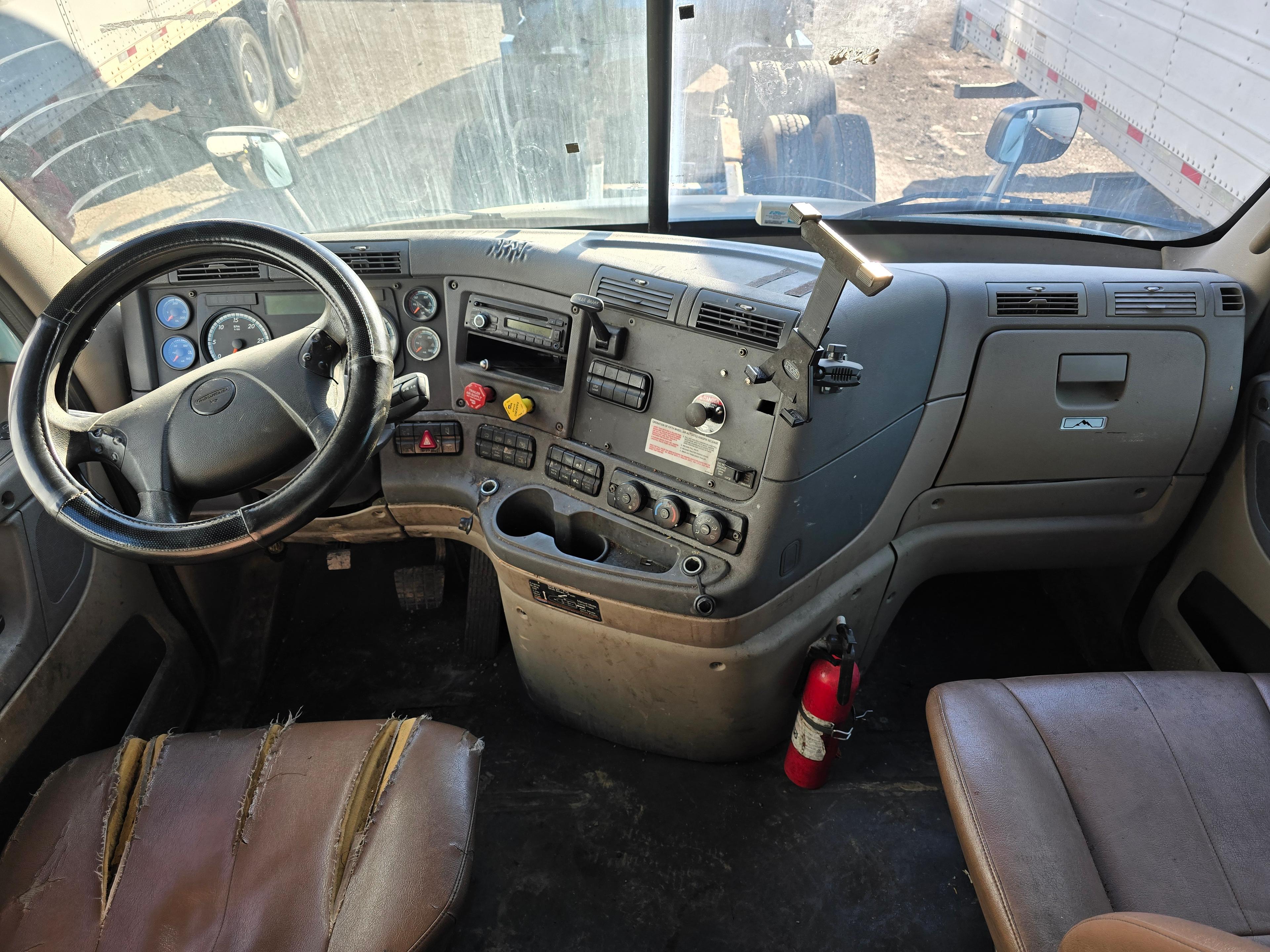 2016 Freightliner Cascadia 113 w/ DD13 Engine