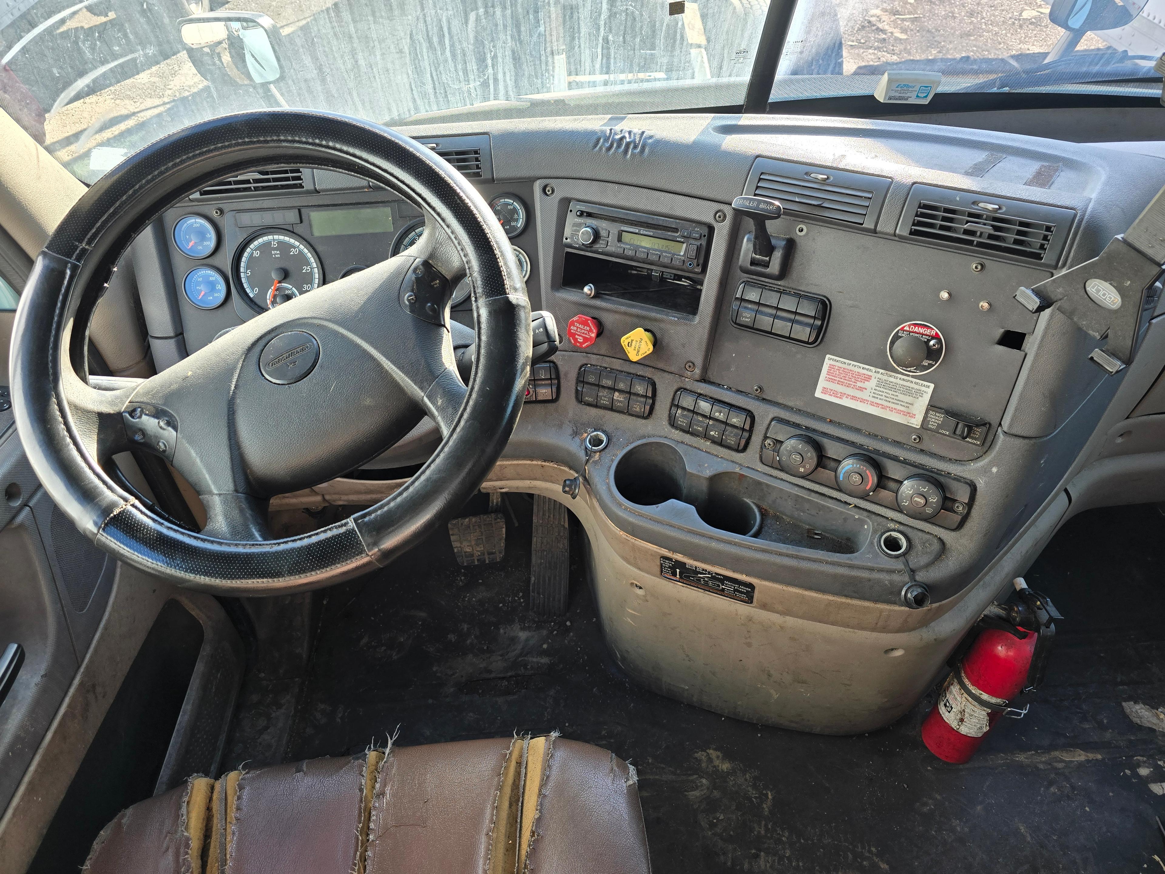 2016 Freightliner Cascadia 113 w/ DD13 Engine