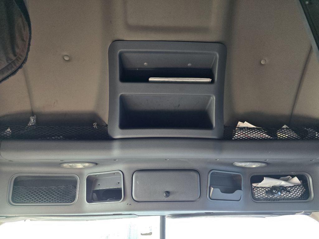 2016 Freightliner Cascadia 113 w/ DD13 Engine