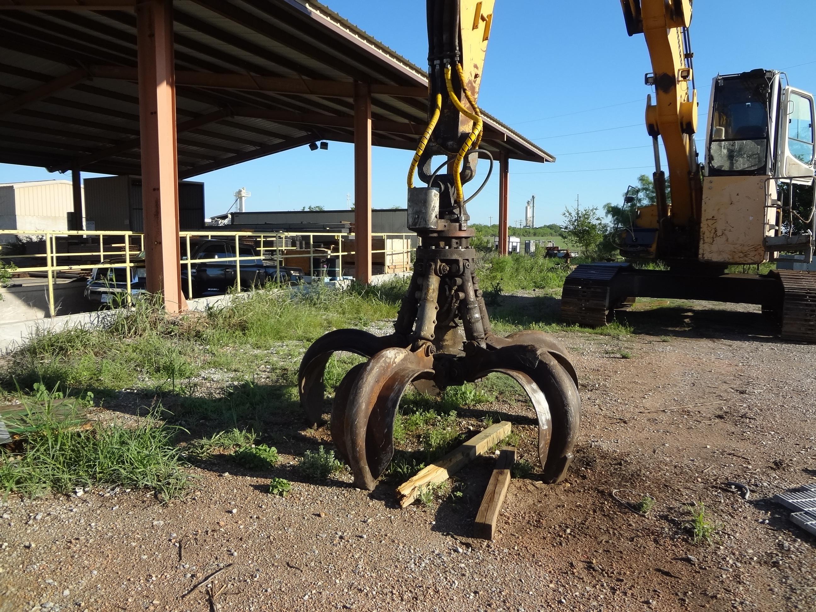 5 Petal Grapple currently on Liebherr 924 Lot 1013 ***SELLS as Grapple ONLY***