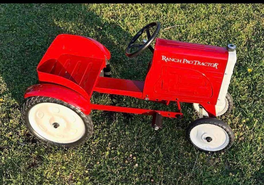 Ranch Pro Pedal Tractor