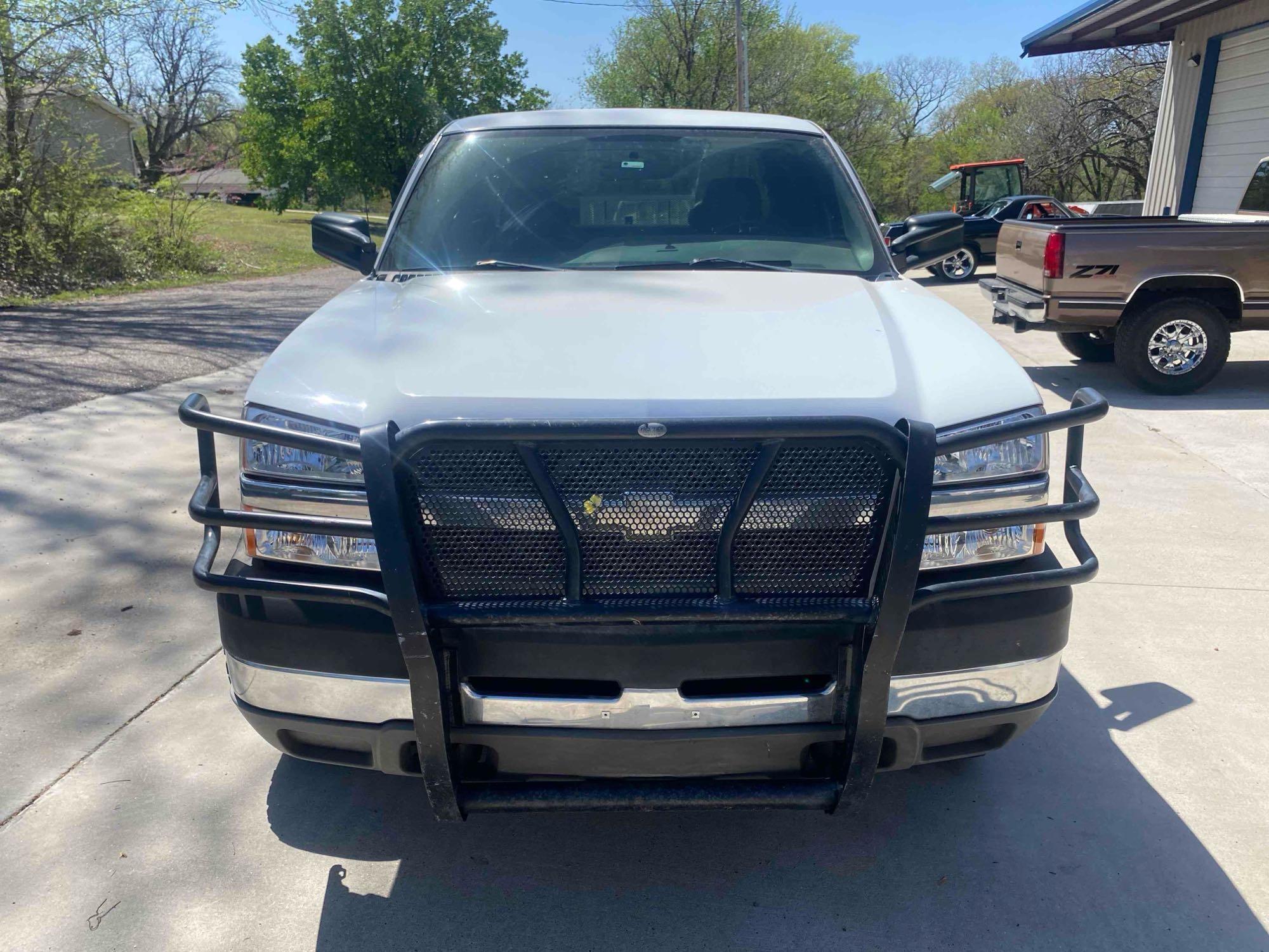 2004 Chevrolet 2500 Duramax 4x4 Ext. Cab