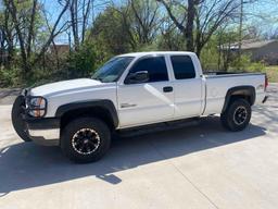 2004 Chevrolet 2500 Duramax 4x4 Ext. Cab