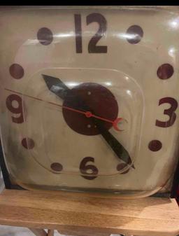 Vintage Train Station Double-Sided Light-up Clock