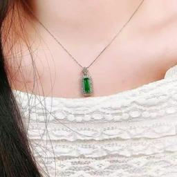 14k Gold 1.68 Ctw Vivid Green Natural Emerald & Diamond Pendant( Without Chain )
