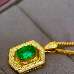 14k Gold 1.76 Ctw Vivid Green Natural Emerald & Diamond Pendant( Without Chain )