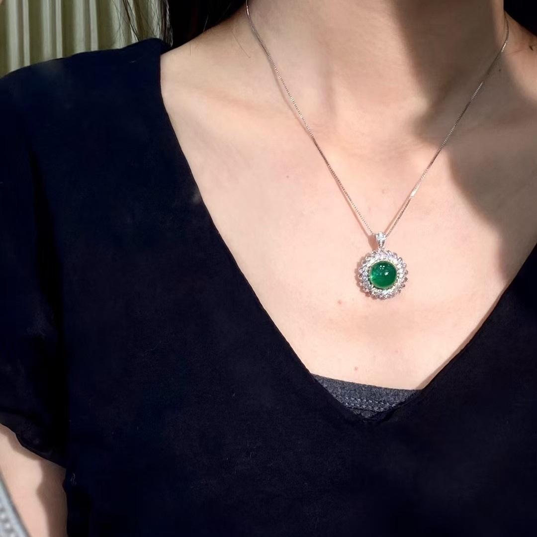 14k Gold 9.61 Ctw Natural Emerald & Diamond Pendant( Without Chain )