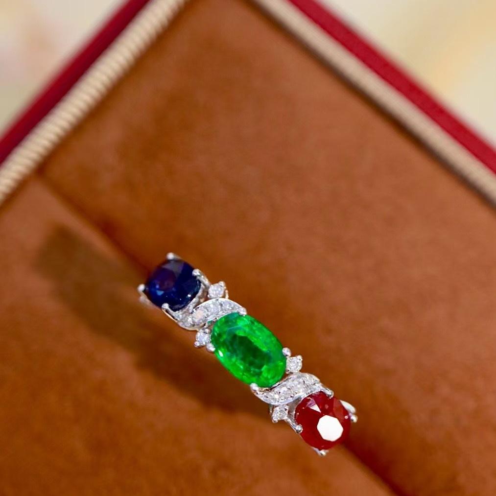 14k Gold 2.09 Ctw Natural Emerald & Sapphire & Ruby & Diamond Ring