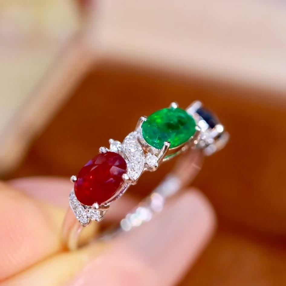 14k Gold 2.09 Ctw Natural Emerald & Sapphire & Ruby & Diamond Ring