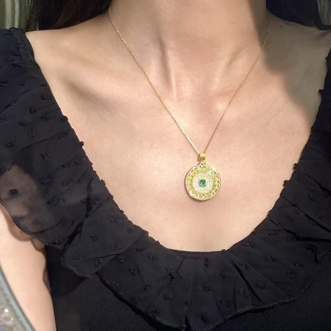14k Gold 0.56 Ctw Natural Emerald & Diamond Pendant( Without Chain )