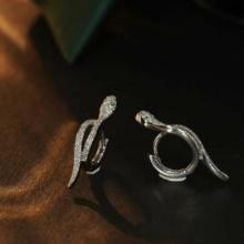 14k Gold 0.28 Ct Natural H Diamond Earrings