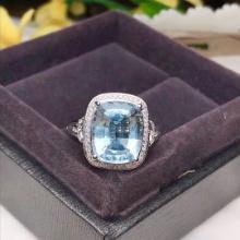 14k Gold 4.45 Ct Natural Aquamarine & Diamond Ring