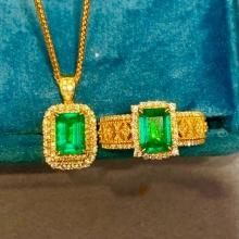 14k Gold 2.20 Ct Vivid Green Natural Emerald & Diamond Jewelry Set