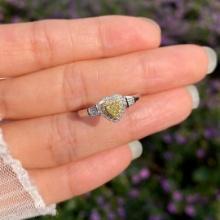 14k Gold 0.37 Ctw Natural Yellow Diamond & Diamond Ring