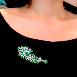 14k Gold 8.8 Ct Vivid Green Natural Emerald & Diamond Brooch/pendant( Without Chain )