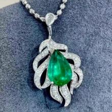 14k Gold 2.05 Ctw Vivid Green Natural Emerald & Diamond Pendant( Without Chain )