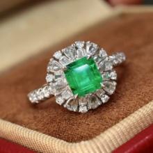 14k Gold 1.29 Ctw Vivid Green Natural Emerald & Diamond Ring