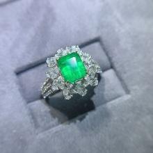 14k Gold 2.83 Ctw Vivid Green Natural Emerald & Diamond Ring
