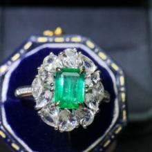 14k Gold 0.84 Ctw Natural Emerald & Diamond Ring