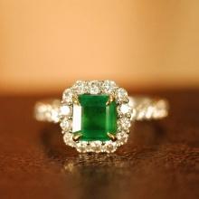 14k Gold 1.12 Ct Natural Emerald & Diamond Ring