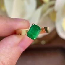 14k Gold 1.35 Ct Vivid Green Natural Emerald Ring