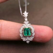 14k Gold 1.40 Ct Vivid Green Natural Emerald & Diamond Pendant( Without Chain )