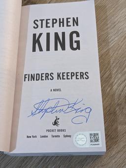 Stephen King Finders Keepers signed Novel with coa