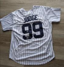 Aaron Judge signed NY Yankees jersey with coa