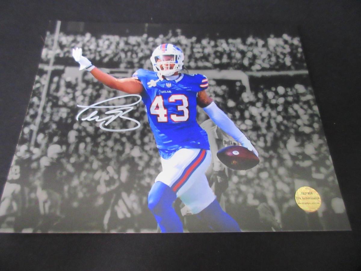 TERREL BERNARD SIGNED 8X10 PHOTO WITH COA