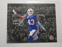 TERRELL BERNARD SIGNED 8X10 PHOTO WITH COA