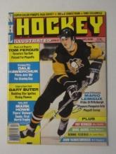 MARIO LEMIEUX SIGNED MAGAZINE WITH COA