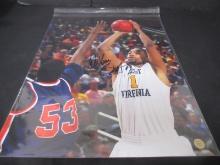 DE'SEAN BUTLER SIGNED 16X20 PHOTO ELITE COA