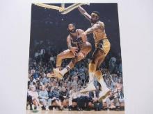 WILT CHAMBERLAIN SIGNED 11X14 PHOTO COA
