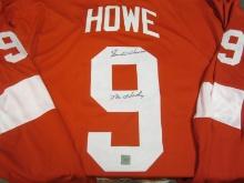 AUTHENTIC GORDIE HOWE AUTOGRAPHED HOCKEY JERSEY FRAMEWORTH COA RED WINGS