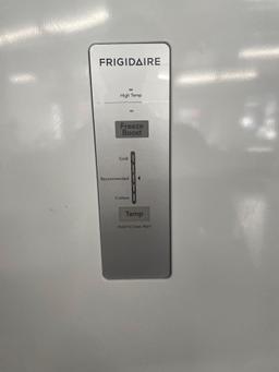 Frigidaire 20 cu ft Freestanding Single-Door Frezzer White