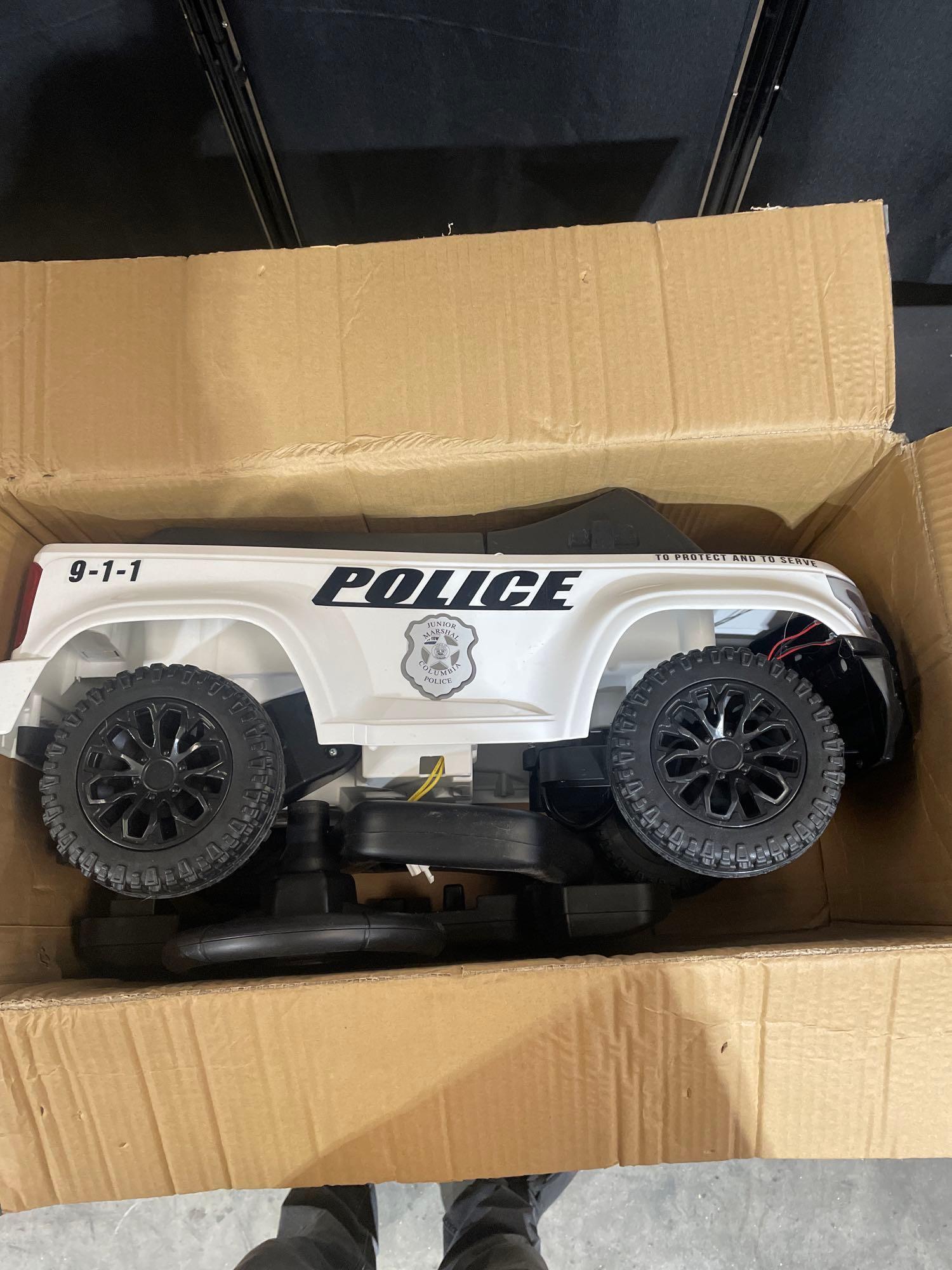 Costway 6V Kids Ride On Police Car with Real Megaphone and Siren Flashing Lights