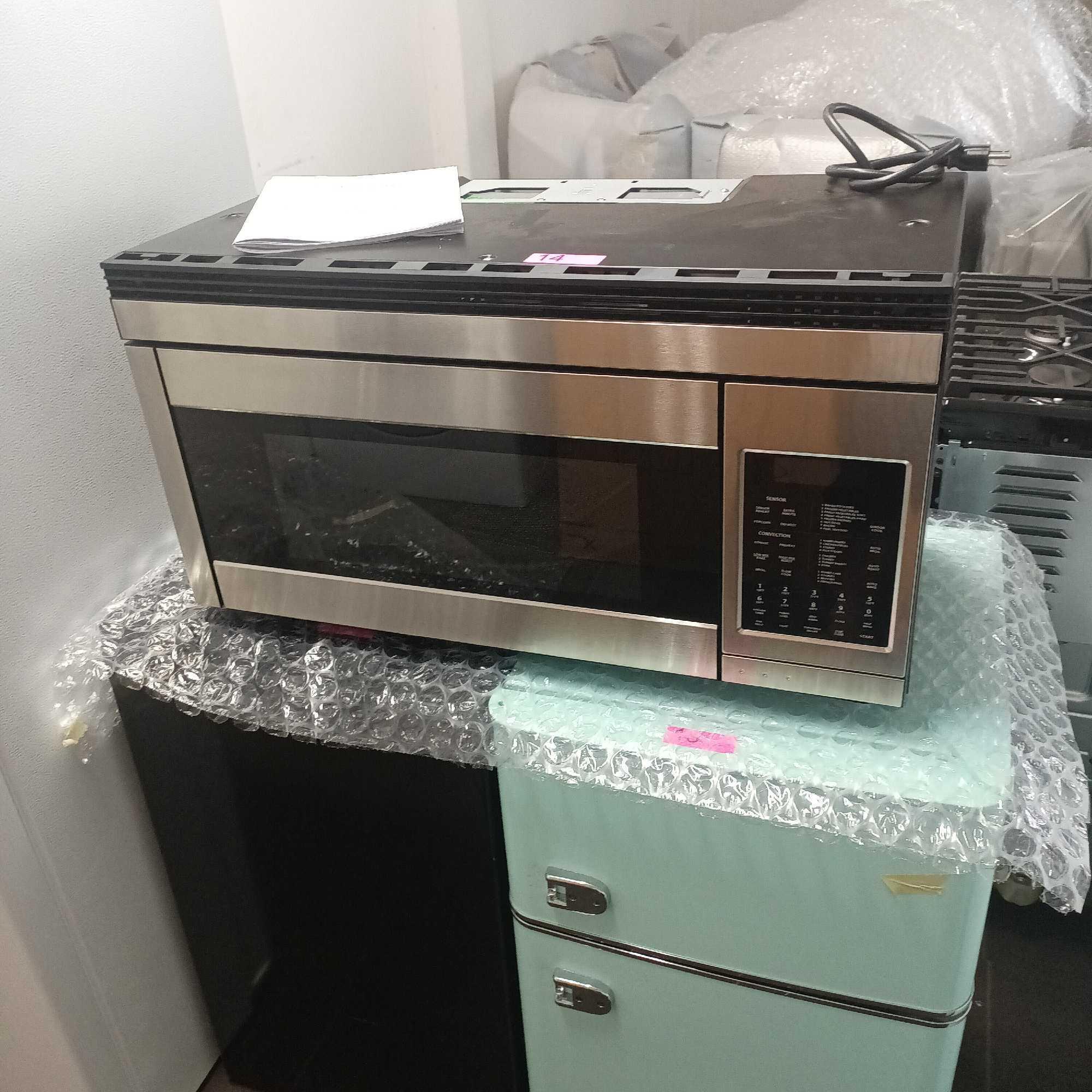 Fisher Paykel Over the Range Microwave #CMOH30SS3T