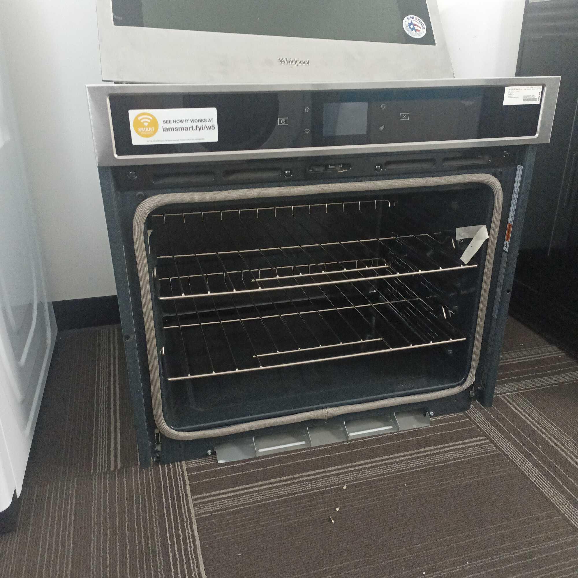 Whirlpool 30" Stainless Steel Electric Built In Single Oven #WOS51EC0HS