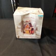 Porcelain lighted window house
