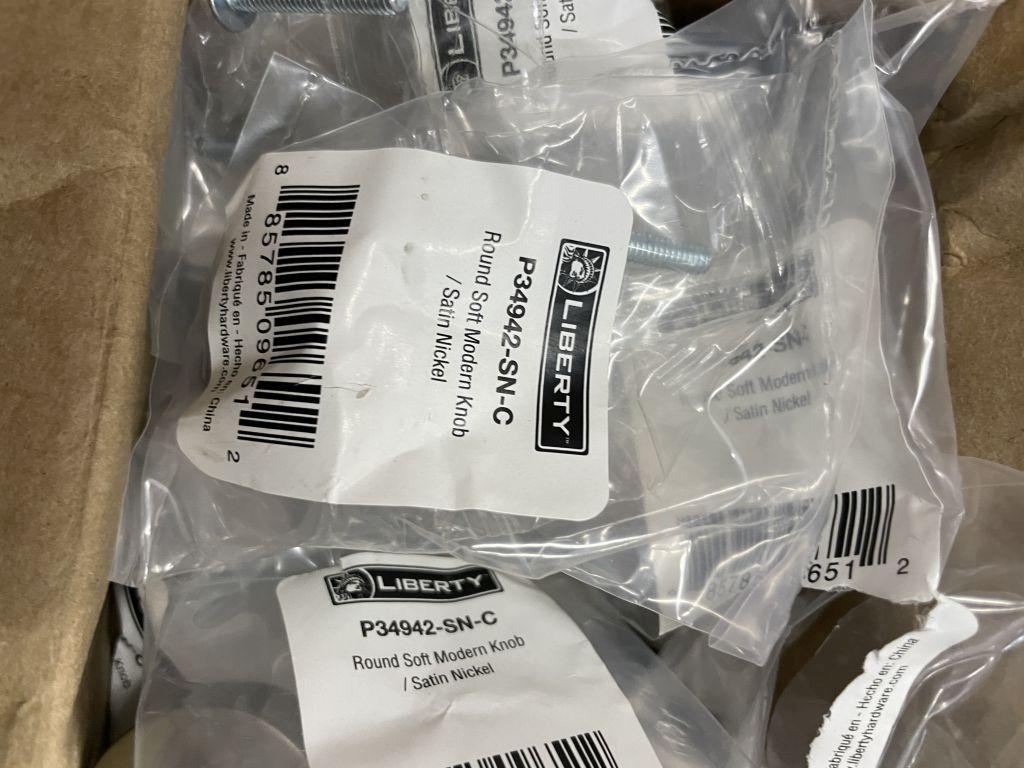 25 Count Cabinet Knobs / Satin Nickel / BRAND NEW
