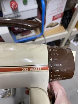 Sunbeam Mixer Mixmaster 235 WATTS