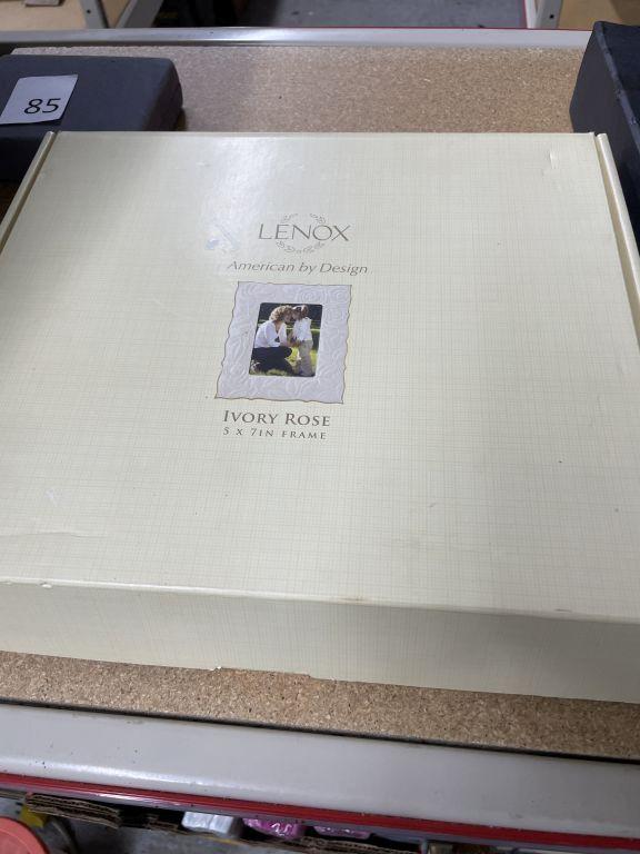 Lenox Ivory Rose 5x7 Frame