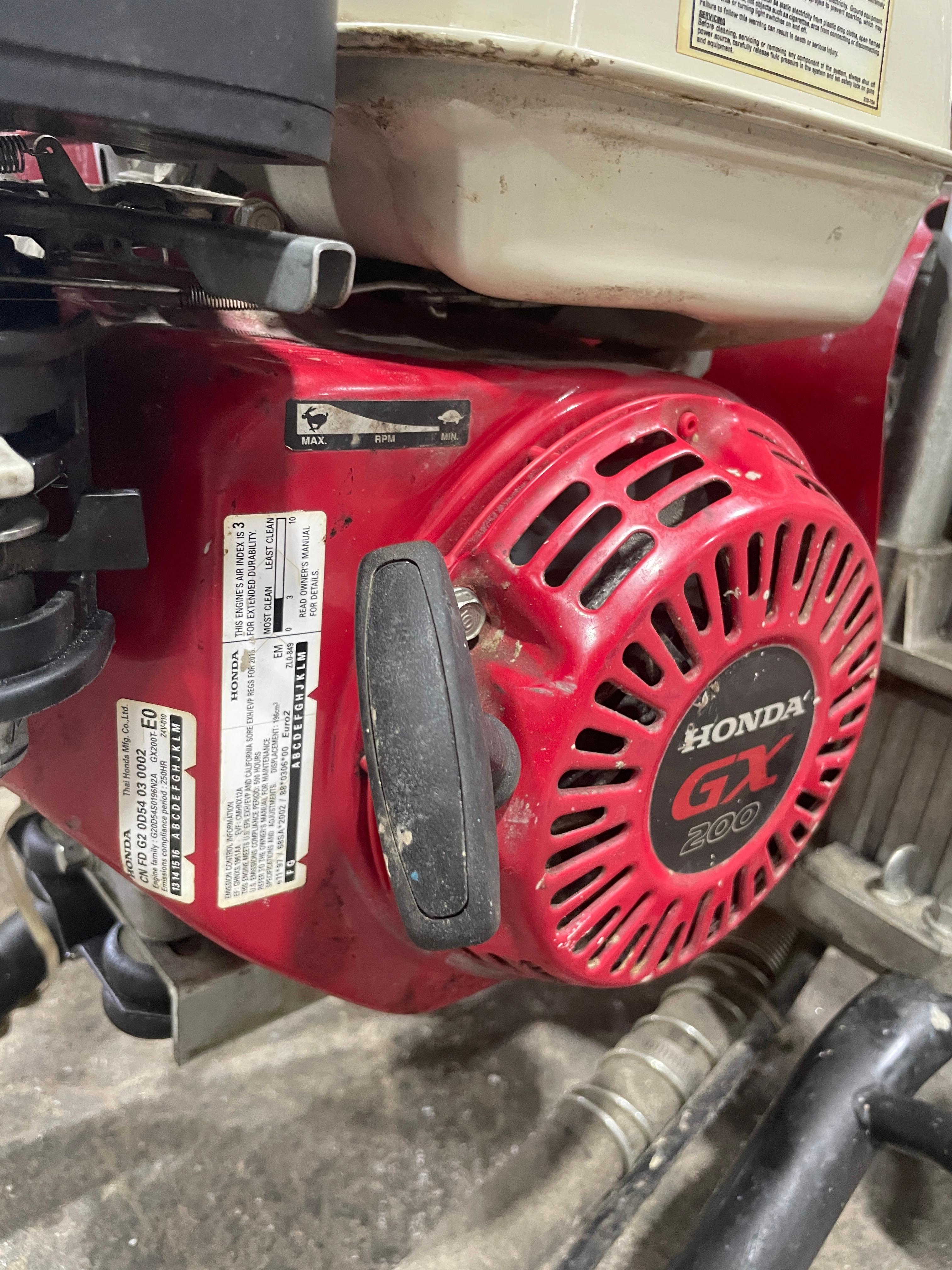 Titan PowrTwin 8900 Plus airless paint sprayer powered by a Honda GX160 gas engine