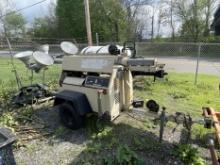 Ingersoll-Rand Light Tower  with 4 spare bulbs