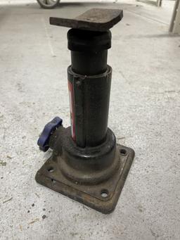 Vehicle Stabilizer Jack