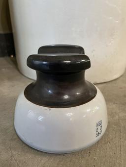 Two-Tone Porcelain Spool glass Insulator